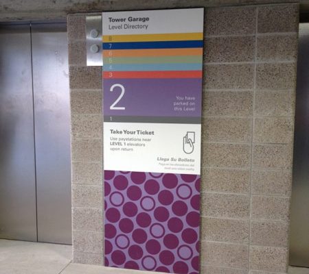 Custom Parking Garage Wall Laminate at Parkland Hospital Emergency Room Garage Wayfinding - Architectural Graphics